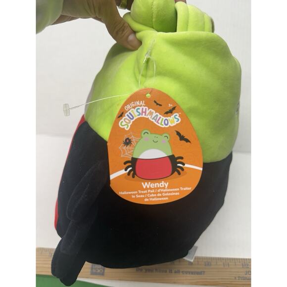 Wendy The Spider Squishmallows™ Treat bag Exclusive 8” Halloween NWT - Picture 4 of 8
